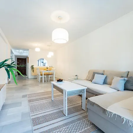 Ct 286 - Faro's - Monte Paraiso Apartment *